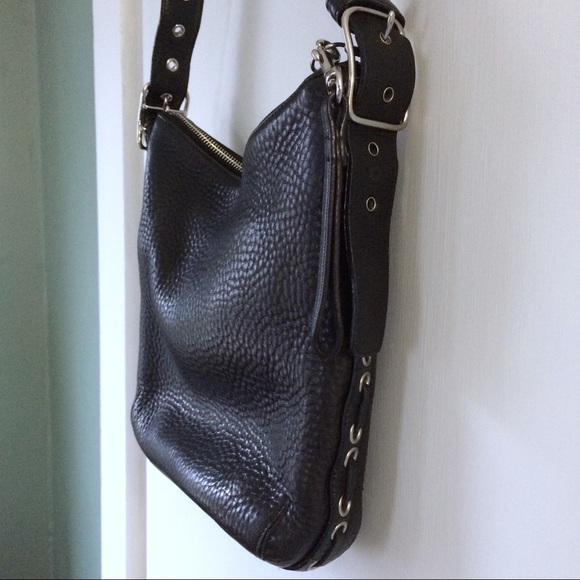 SOLD! Vintage Black Leather Coach Crossbody Bag - Picture 3 of 5